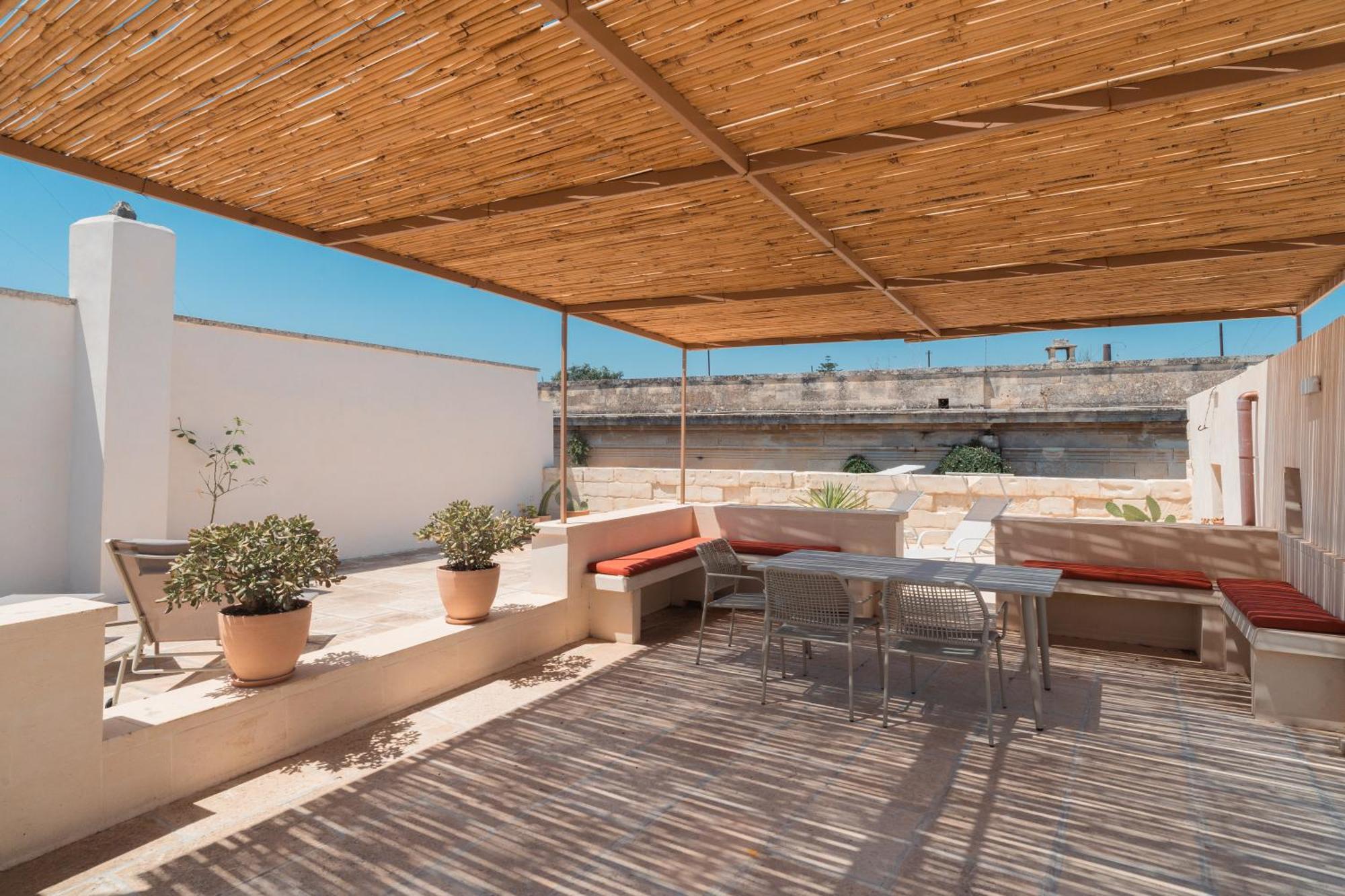 Margherita Apartment & Rooftop By Residence Colibri Lecce Exterior foto