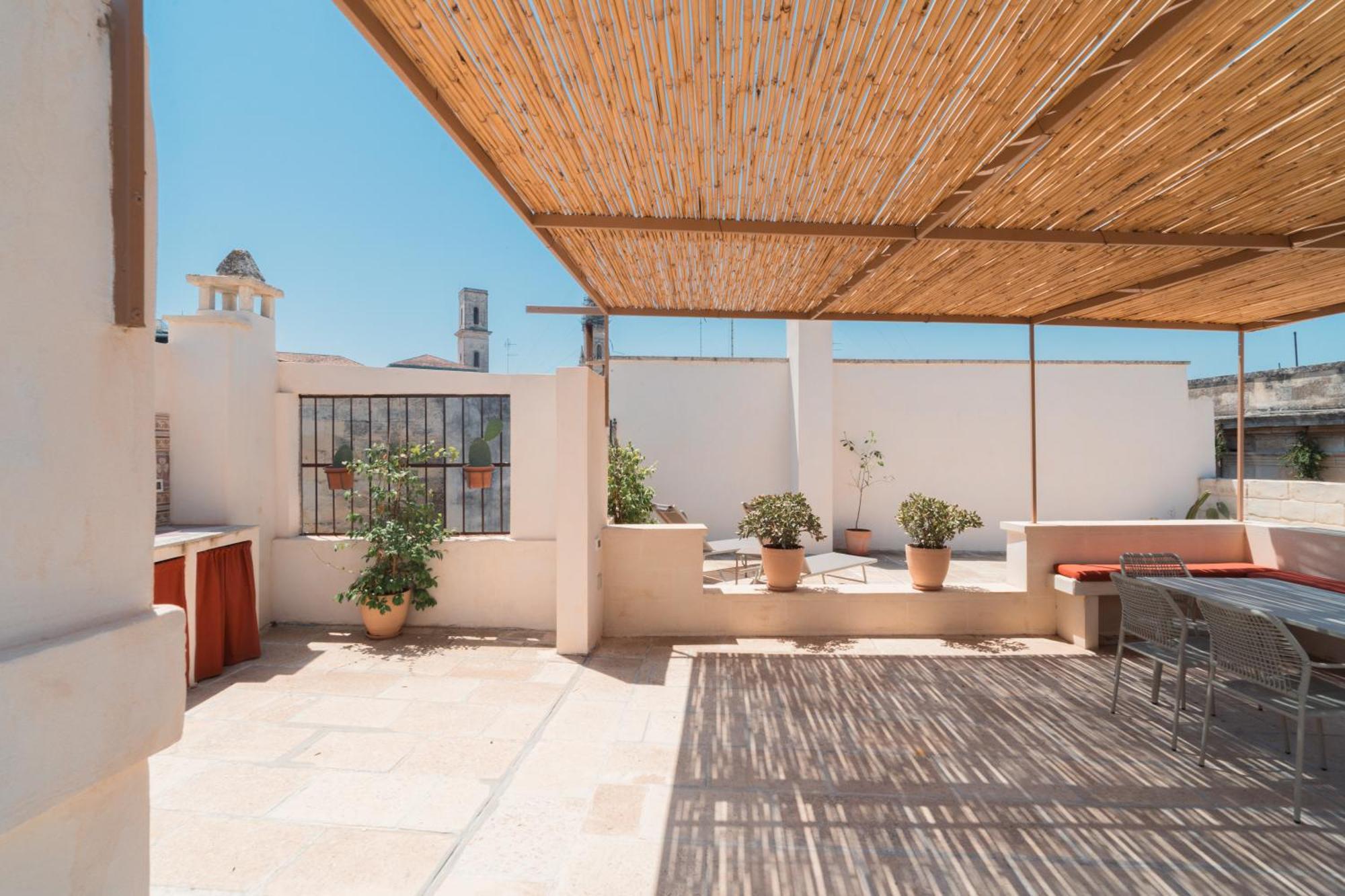 Margherita Apartment & Rooftop By Residence Colibri Lecce Exterior foto